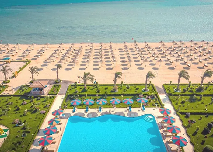 Resort Hawaii Paradise Aqua Park - Families And Couples Only Hurgada