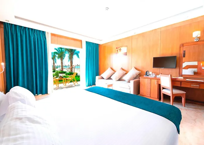 Hawaii Paradise Aqua Park - Families And Couples Only Resort