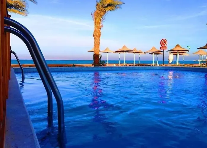 Hawaii Paradise Aqua Park - Families And Couples Only Resort